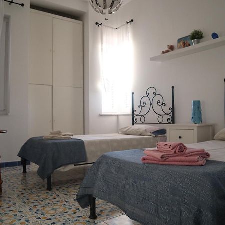 B&B La Marinella Палінуро Екстер'єр фото